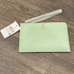 Brand new! Kate spade Staci Beach Glass Medium L Zip Wristlet